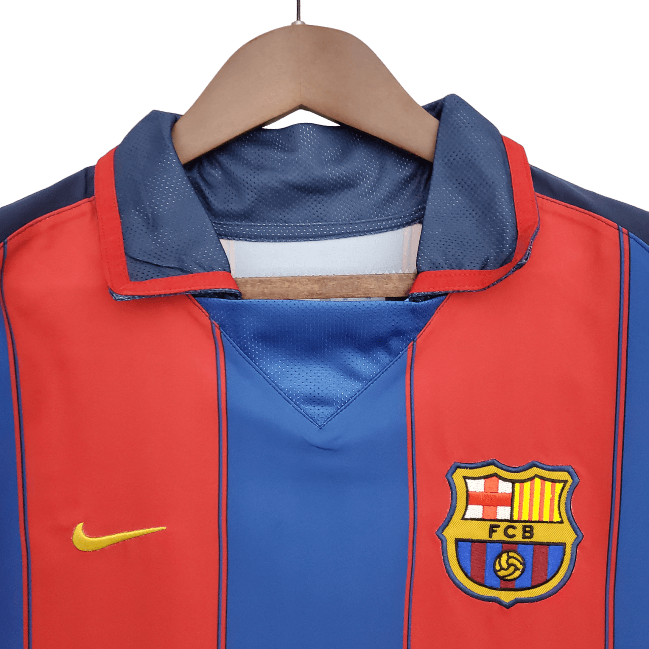 Barcelona Retro 03/04 Home - JERSEY4ALL