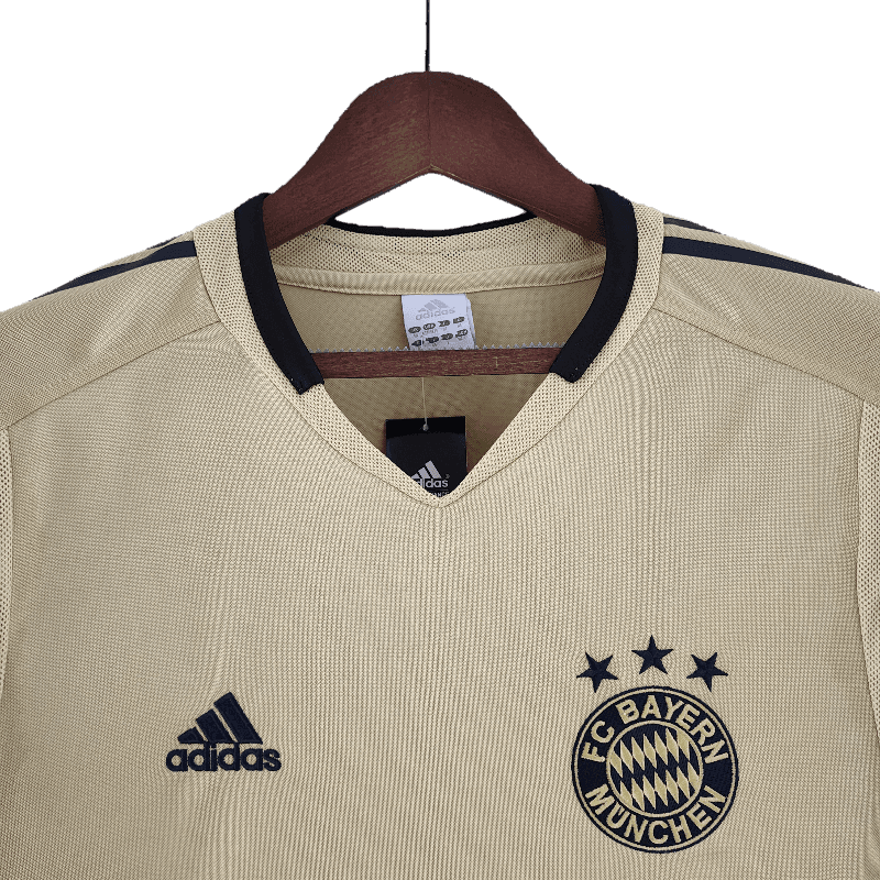 Bayern Munich Retro 2004/05 Away - JERSEY4ALL