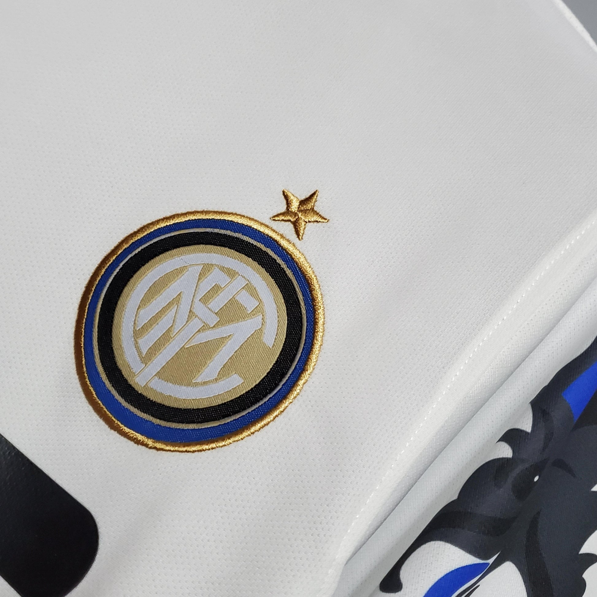 Inter Milan Retro 2010 Away - JERSEYS4ALL