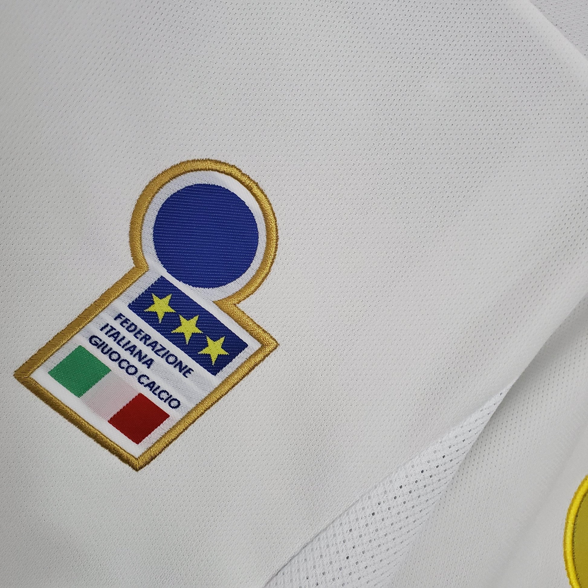 Italy Retro 1996 Away - JERSEYS4ALL