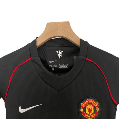 Manchester United 07/08 Kids Black - JERSEYS4ALL