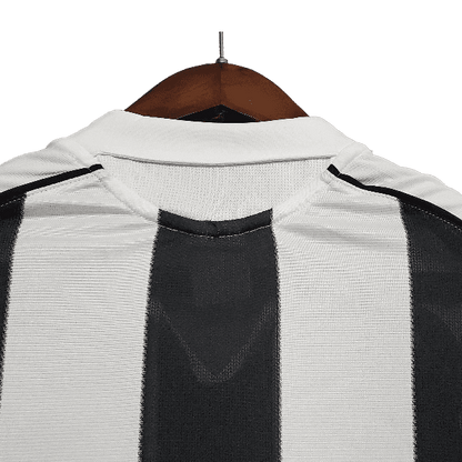 Newcastle Retro 05/06 Home - JERSEYS4ALL