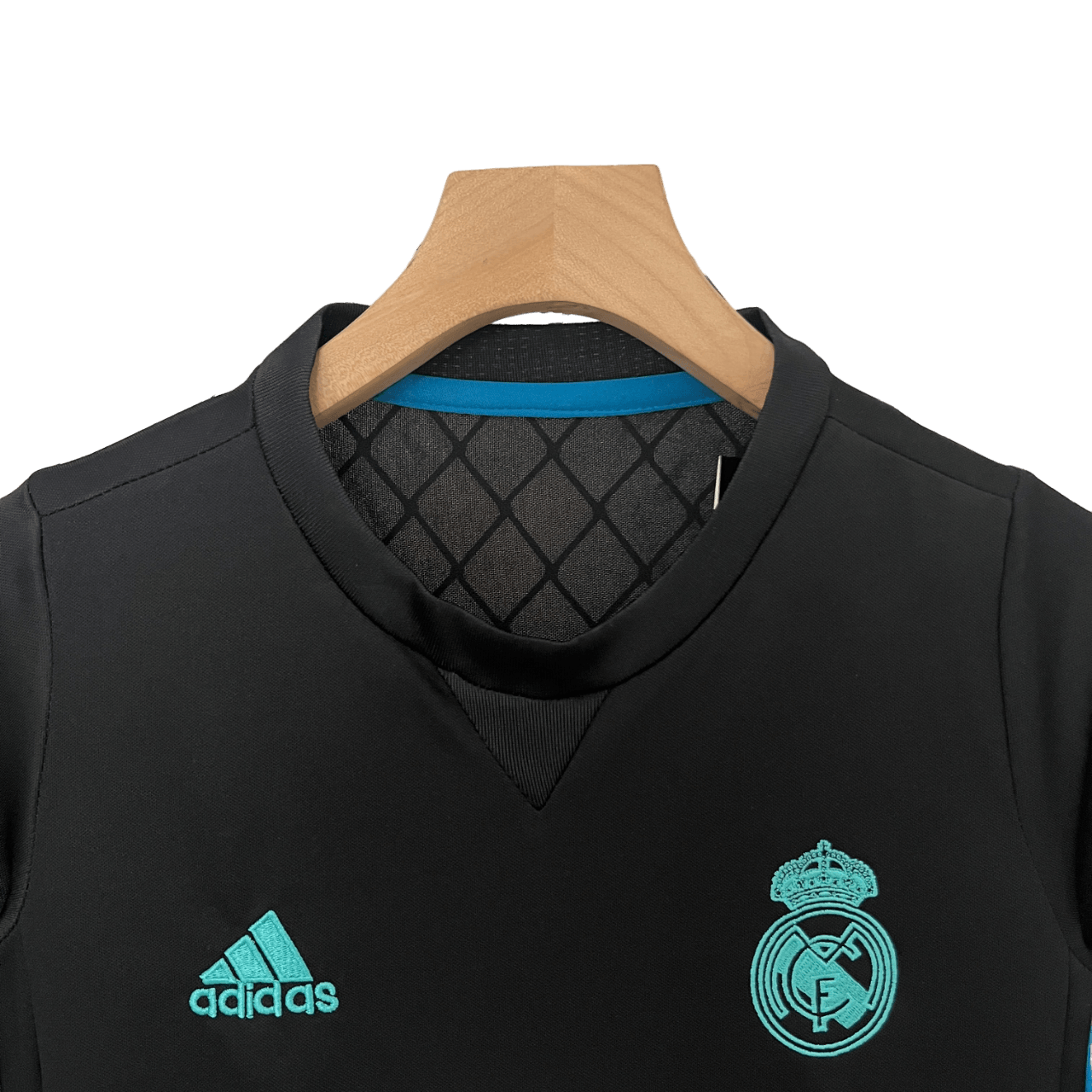 Real Madrid Retro 17-18 Kids Away - JERSEYS4ALL