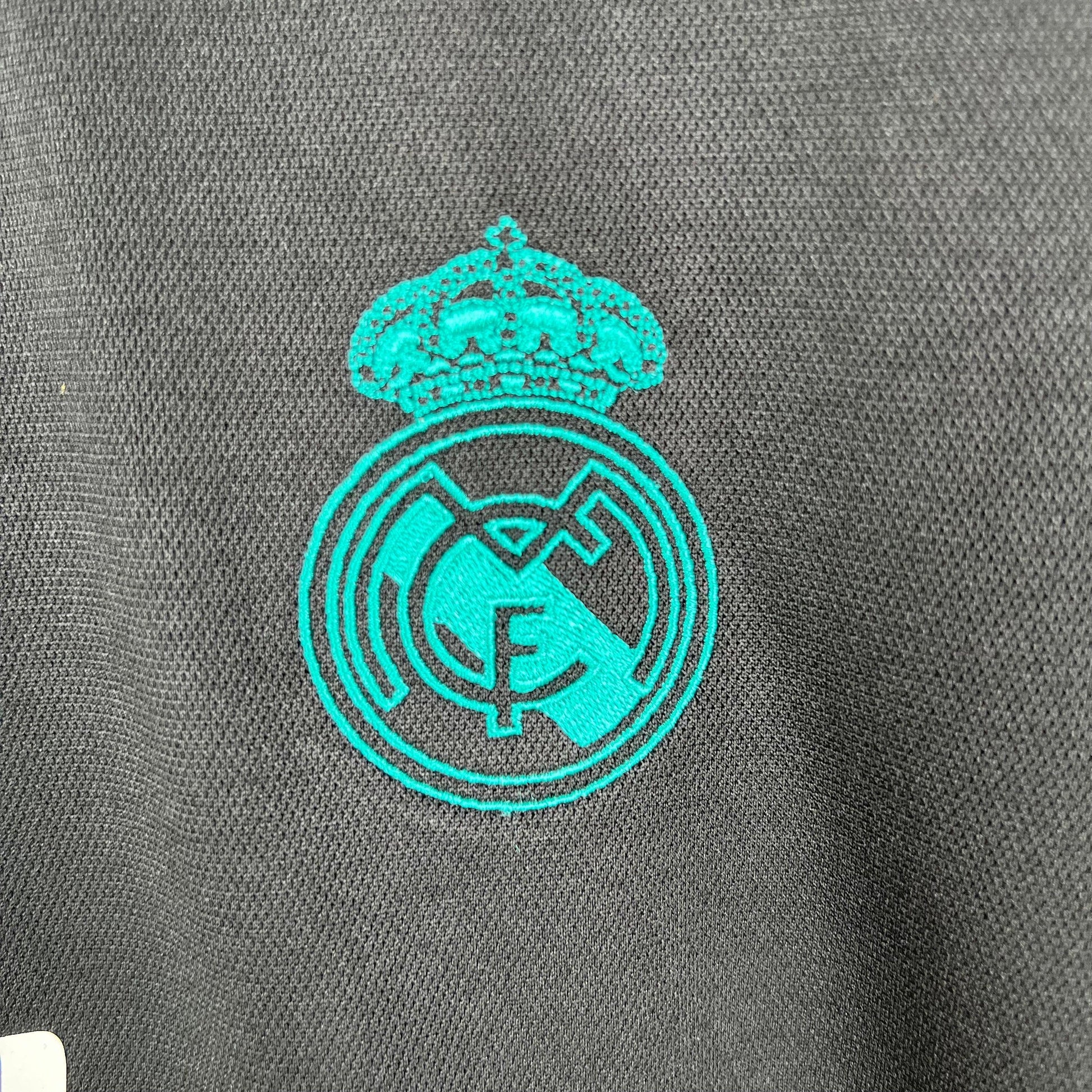 Real Madrid Retro 2017/18 Away - JERSEYS4ALL