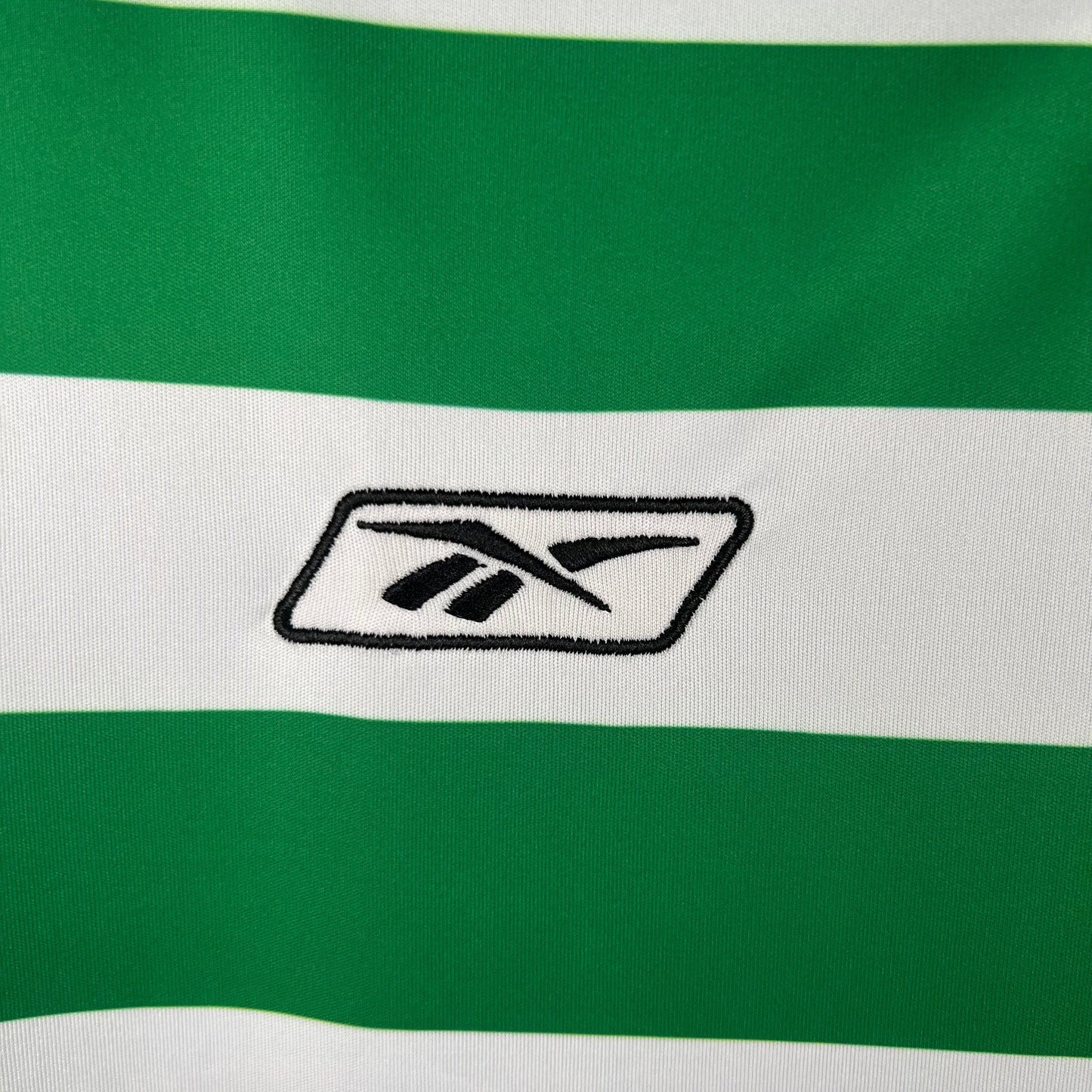 Sporting Lisbon Retro 2003/04 Home - JERSEYS4ALL