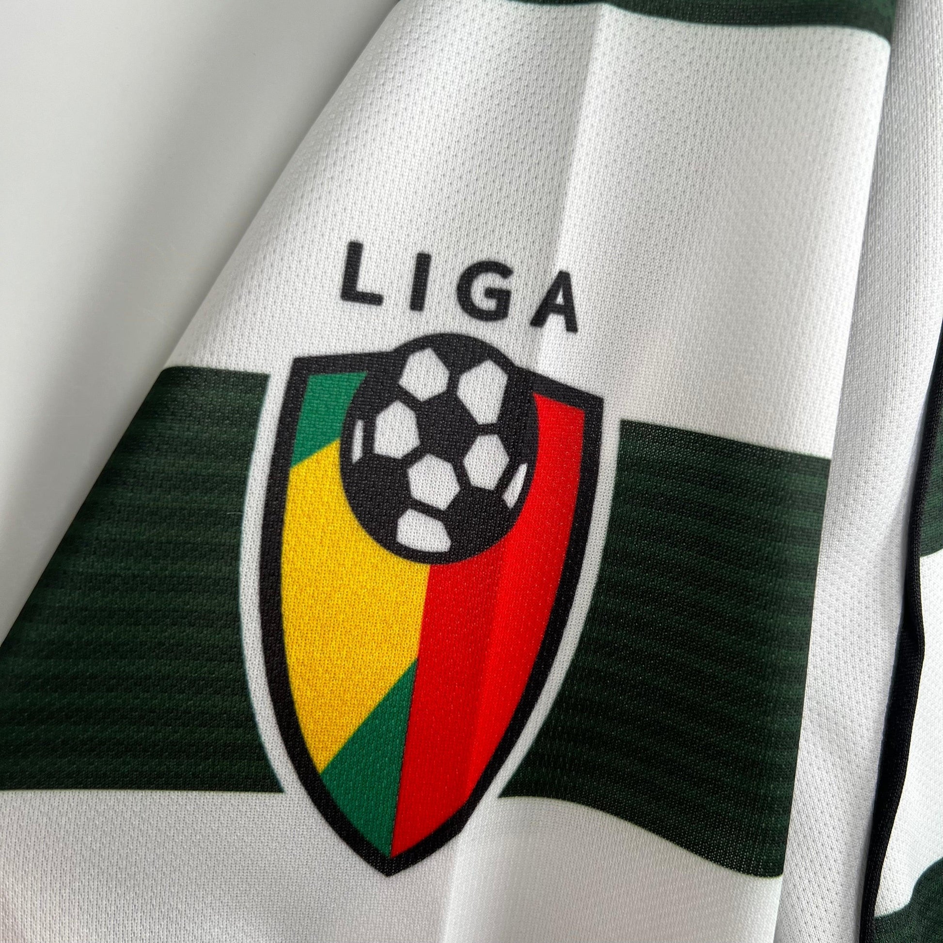 Sporting Lisbon Retro Long Sleeve 2001/03 Home - JERSEYS4ALL