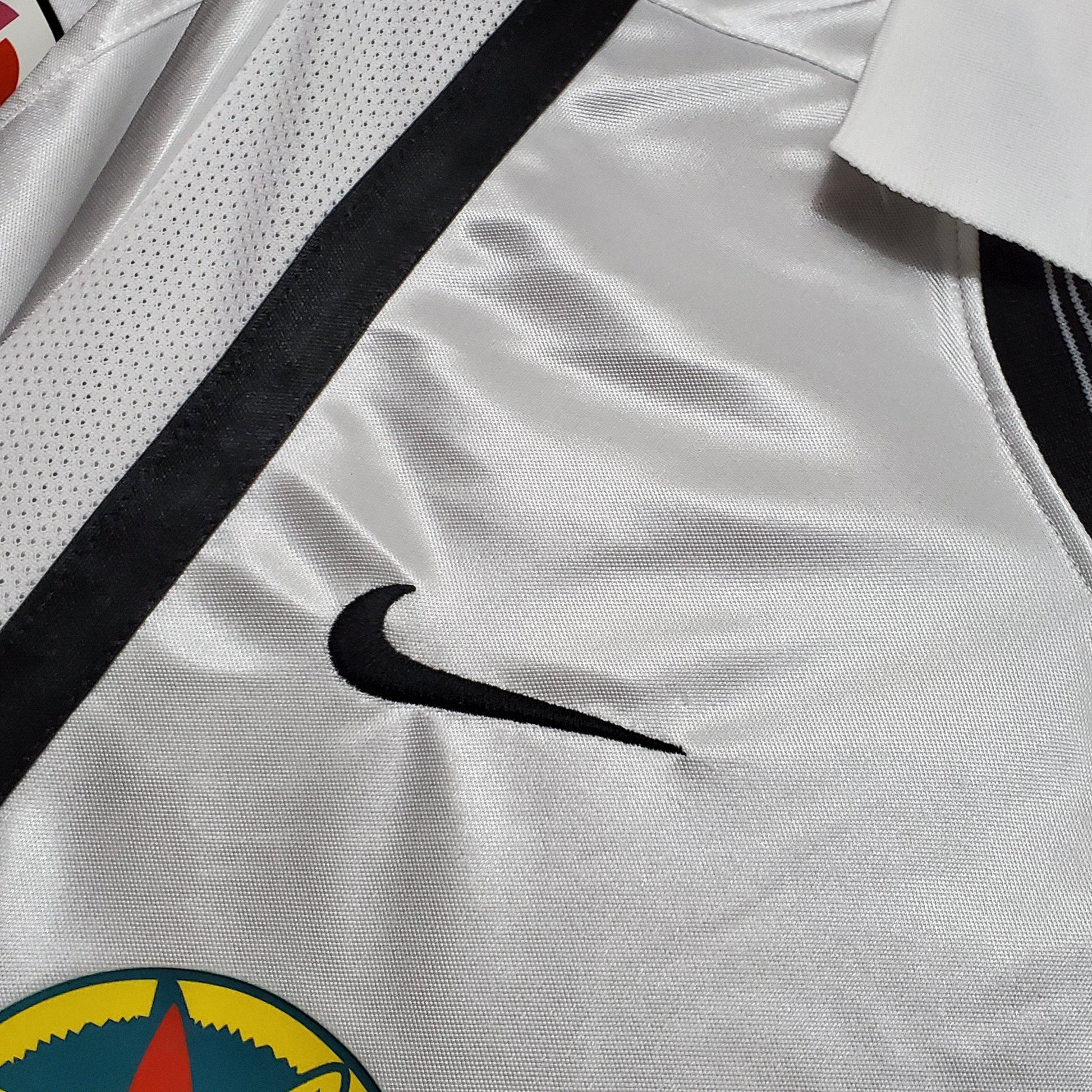 Valencia Retro 2001 Home - JERSEYS4ALL